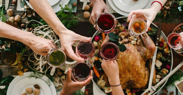 Friendsgiving at The Dundee: Gather, Sip, & Support Local Artists with The Dundee Wine Library